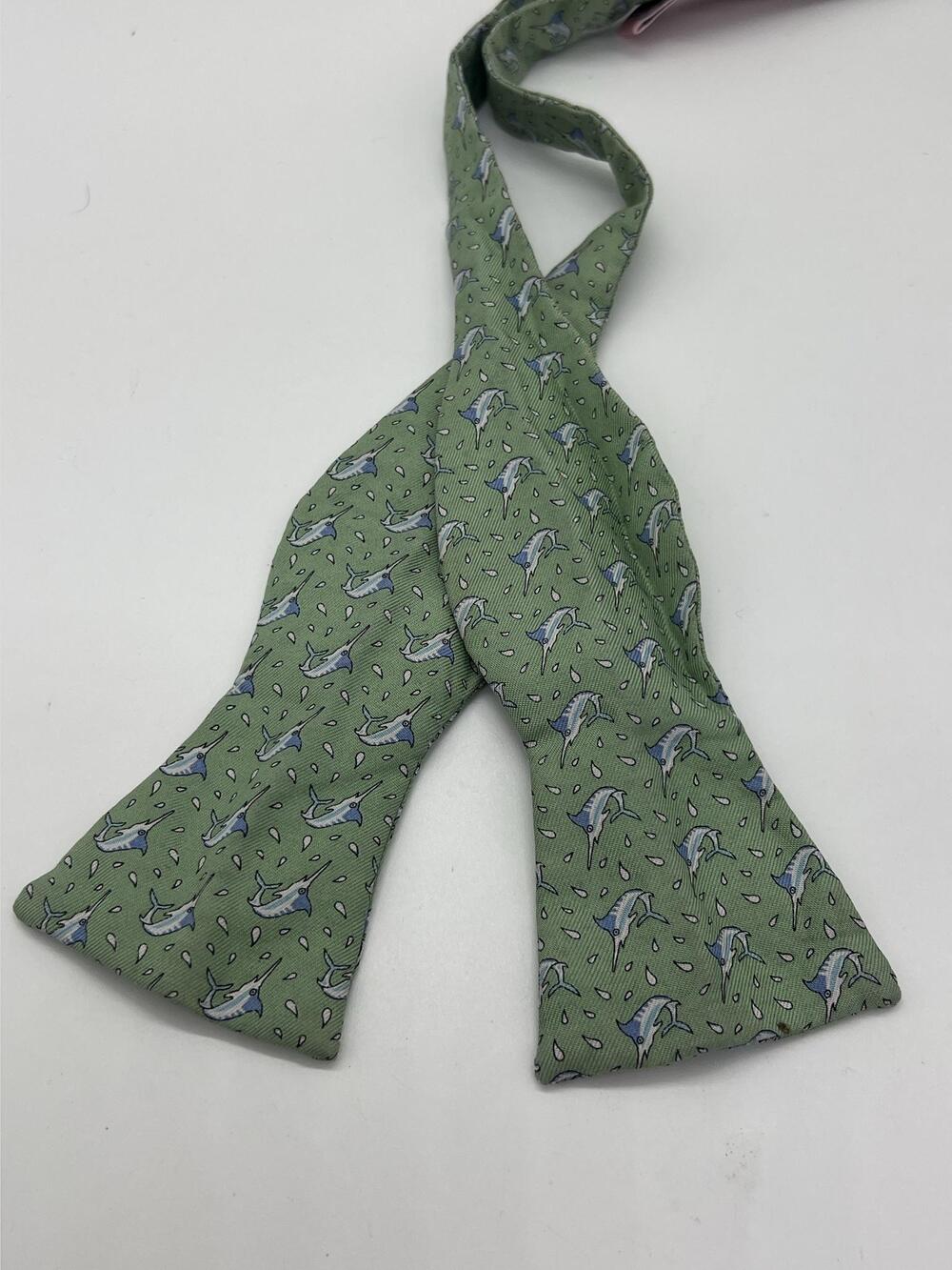 Vineyard Vines Silk Bow Tie Mens One Size Green Fish Adjustable USA Nautical